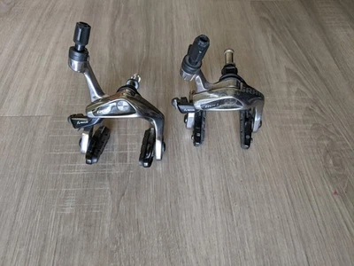 SRAM Red Aerolink Center-Mount Fahrrad Felgenbremssättel 248g vorne hinten  - Bild 1 von 4