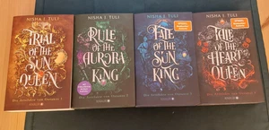 Buchreihe "Die Artefakte von Ouranos" sehr guter Zustand - Bild 1 von 4