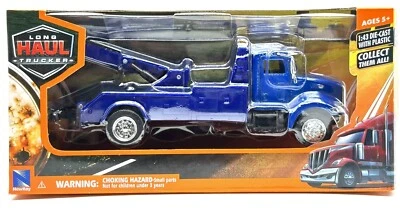 NEW RAY PETERBILT 335 WRECKER LONG HAUL TRUCKER 1:43 SCALE - Image 1 of 2