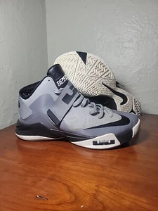Nike LeBron Zoom Soldier 6 Wolf Grey 525015-002 Mens Size 10.5 - Picture 1 of 8