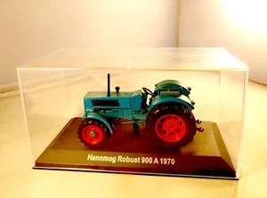 Modellino auto trattore 1:43 1970 HANOMAG ROBUSTO 900A trattore/trattore blu 1:43 SCATOLA - Foto 1 di 9