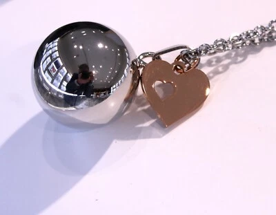 CHIAMA ANGELI con catenina in acciaio campanellino e ciondolino acc GRAVIDANZA. - Immagine 1 di 4