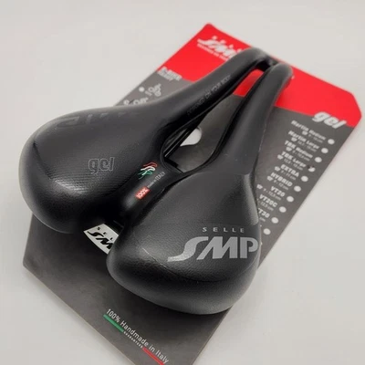 Sillín/asiento de bicicleta de trekking de gel grande Selle SMP TRK negro - PAQUETE ABIERTO Foto 1 de 3