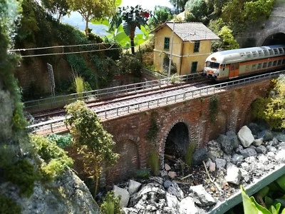 diorama plastico ferroviario scala h0 DST3 - Immagine 1 di 4