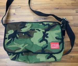 MANHATTAN PORTAGE Cordura Camouflage RARE* MESSENGER BAG Large Metal buckle - Picture 1 of 11