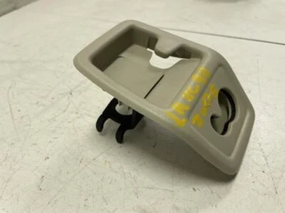 VOLVO XC90 2003 2014 TRASEIRO ESQUERDO MOTORISTA LADO QUARTO TETO GANCHO ACABAMENTO FÁBRICA - Imagem 1 de 4