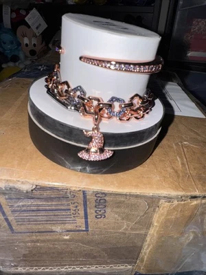 anillo bomba fiesta halloween pilas 2025 caldero chic Foto 1 de 4