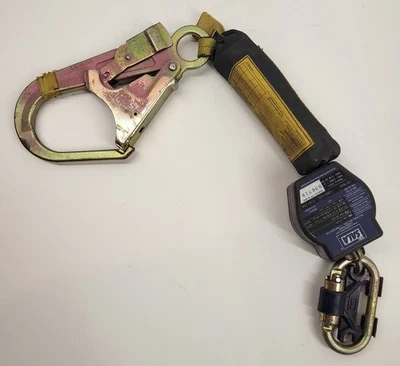 DBI Sala Nano-Lok Self Retracting Lifeline Safety Fall Protection Used See Pics - Image 1 of 4