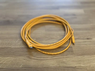 Herramientas Tether TetherPro USB-C a 2.0 Mini-B 8 pines - 15′ (4,6 m) CUC2615-ORG - Imagen 1 de 3