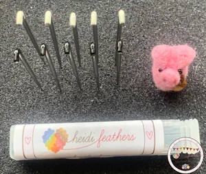 Agujas de fieltro de estrellas mixtas Heidifeathers® 10 (punta negra 38G + punta de crema 36G) - Imagen 1 de 13