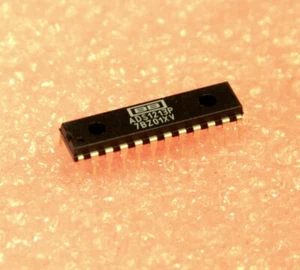 ADS1213 ADC 24bit Delta-Sigma w. 4 Channel MUX ADS1213P  - Picture 1 of 3