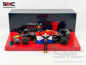 Red Bull F1 RB18 Max Verstappen Dutch 2022 World Champion 1:18 MINICHAMPS Figure - Picture 1 of 12