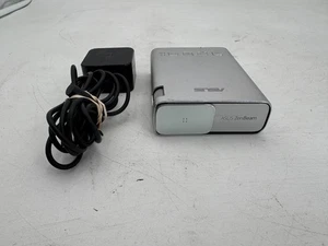 Proyector LED Portátil ASUS Zenbeam E1 150 Lúmenes Batería Integrada 6000mAh - Imagen 1 de 8