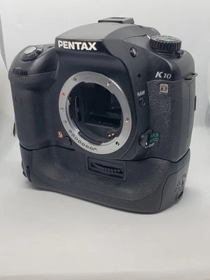 PENTAX Pentax K K10D - con empuñadura, tres baterías, SD Foto 1 de 4