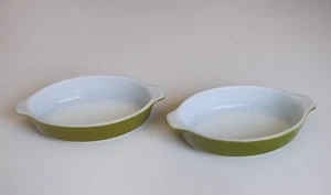 Two Vintage Pyrex Avocado Green 10oz Pixie Casserole Dish #700 Tableware Corning - Picture 1 of 6