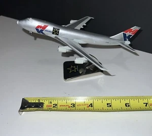 Rare 1:400 GeminiJets 9GMKL Die-Cast MK Airlines “African Star” Boeing 747-200 - Picture 1 of 21
