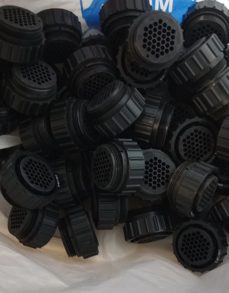 Qnty 50 AMP 206150-1 TE 37-Position - CPC Terminal Plug - Image 1 of 1