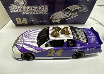Acción 1:24 Jeff Gordon #24 Fundación Jeff Gordon 2001 Monte Carlo Foto 1 de 4