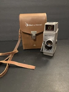 VINTAGE 8mm MOVIE CAMERA, BELL & HOWELL Moving Parts Work Not Tested - Picture 1 of 10