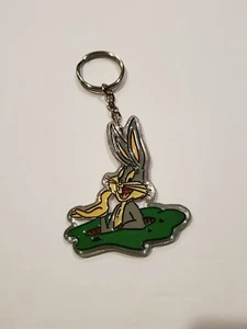 Vintage Bugs Bunny Keychain 4" Warner Brothers 1995 - Picture 1 of 2