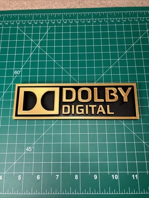 Letrero digital Dolby impreso en 3D logotipo pantalla fan art Foto 1 de 3