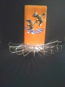 Vintage Wood with 2 Flying Ducks Tie/Belt/Scarf Rack - 10 Slots - Wall Mount - Picture 1 of 4