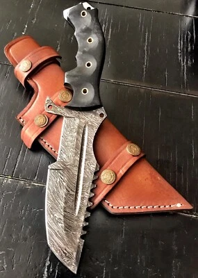 11" Damascus Steel 100% Hand Forged Hunting Knife CSGO Bull Horn Handle Leather  - Image 1 of 3
