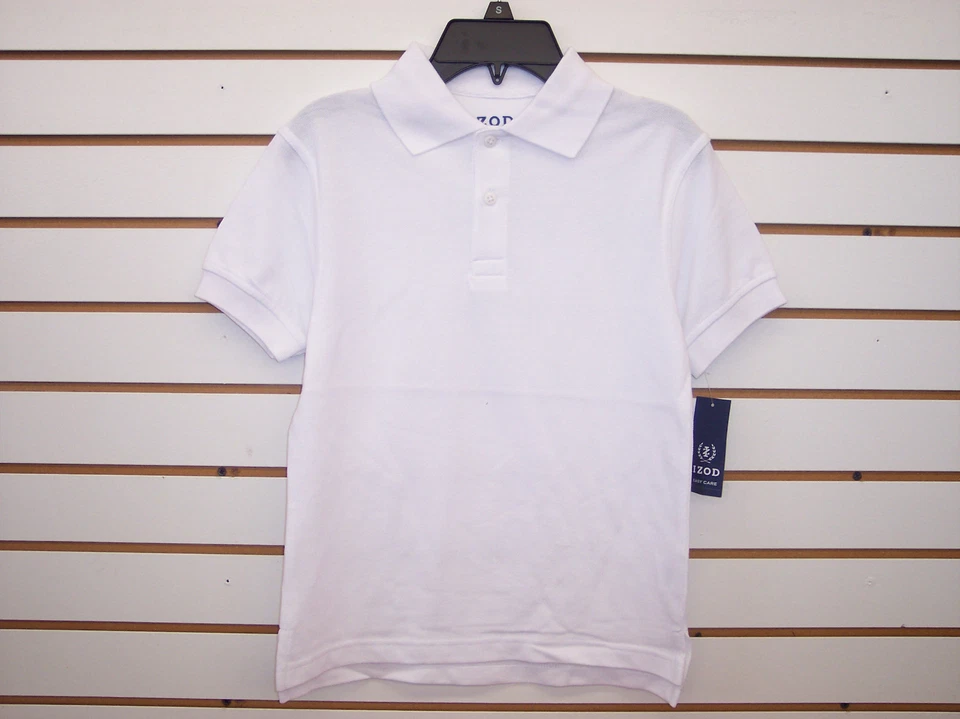 Uniforme de colores surtidos Izod para niños $18-$20 tallas 4-14/16 y pequeñas Foto 1 de 1
