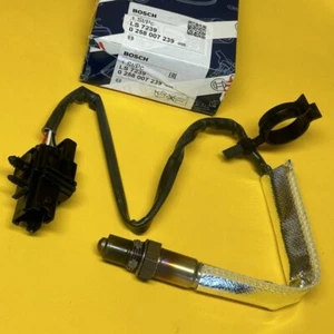Sensor O2 para Ford MA MONDEO XR5 2.5L Turbo 07-14 B5254T PreCAT Oxígeno EGO - Imagen 1 de 7