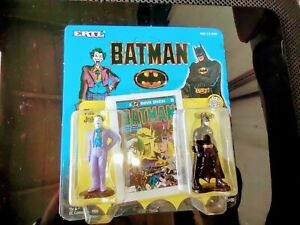 Vintage 1990 Ertl Batman & The Joker Die Cast Metal Figures & Rare CARD 2490 NEW