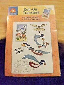 LOONEY TUNES ROAD RUNNER AND COYOTE 5 TRANSFERENCIAS FROTADAS NUEVO SIN USAR SELLADO DE FÁBRICA - Imagen 1 de 4
