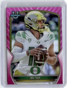 2022 Bowman U Chrome Bo Nix rifrattore rosa #61 Oregon Broncos RC Rookie SP - Foto 1 di 2
