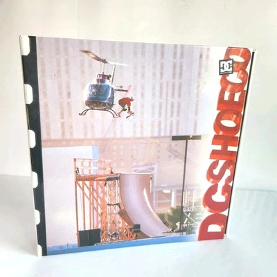 Difícil de Encontrar 1999 DC Zapatos Carpeta Danny Way Patinador Profesional De Colección 3" Hecho en EE. UU.  Foto 1 de 4