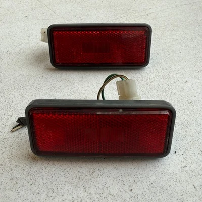 Toyota Corolla Rear Red Side Markers TE38 TE51 TE27 20-20 OEM - Image 1 of 4