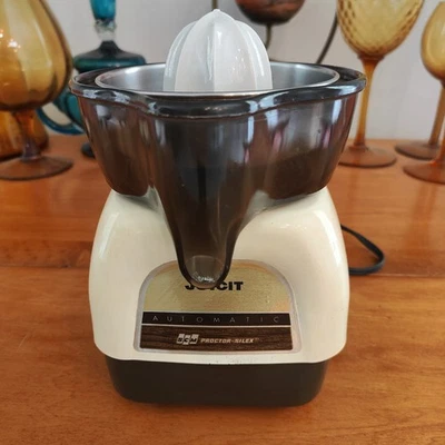 Vintage Proctor Silex J101W JUICIT Automatic Electric Juicer-Works Great! - Image 1 of 4