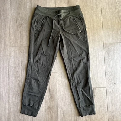 Pantalones de chándal SWISS ALPS verde oliva bolsillos con cremallera cordón ropa deportiva para mujer pequeños Foto 1 de 4