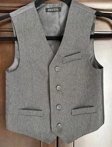 Boys Button Up Dress Vest Size 7 Grey 3 Decorative Pockets - Picture 1 of 5