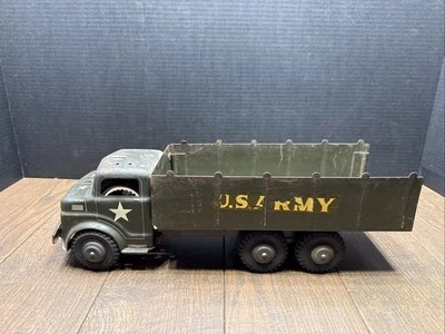 TX-163 VINTAGE 1940'S TIN PRESSED STEEL MARX US ARMY TRANSPORT TRUCK - Image 1 of 4