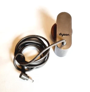 Caricabatteria da parete Dyson V10 usato ORIGINALE portatile testato e funzionante V11 V15 - Foto 1 di 3