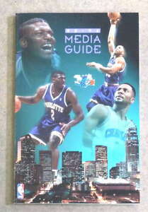 CHARLOTTE HORNETS NBA BASKETBALL MEDIA GUIDE - 1995 1996 - NEAR MINT