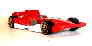 LOOSE 2022 HOT WHEELS 1:64 RED WHITE F1 RACER MULTIPACK EXCLUSIVE - Picture 1 of 9