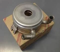 Enfriador de aceite de motor Toyota Sienna 2GRFE con paquete de remolque OEM/Nuevo Foto 1 de 3