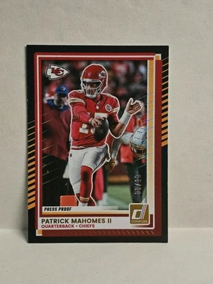 PATRICK MAHOMES II 9/10 2025 Panini Donruss KC CHIEFS PRUEBA DE PRENSA NEGRO Foto 1 de 2