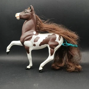 Breyer Reeves Brown & White Model Pinto Horse - Picture 1 of 12