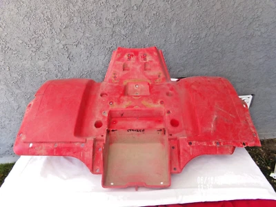 HONDA ATC110 TRX125 REAR FENDER 1983 1984 1985 OEM PICK UP ONLY 80110-943-013ZA Foto 1 de 4