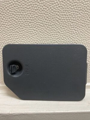 98-05 CHEVY S10 PICKUP  FUSE BOX ACCESS DOOR Charcoal JIMMY BRAVADA (st809) - Image 1 of 4