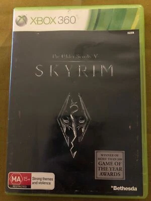 The Elder Scrolls V Skyrim - Microsoft Xbox 360 PAL Game - Image 1 of 4