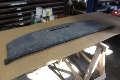 1984-1989 Chevrolet Corvette приборной панели подушечка с решетками динамиков оригинальный б/у черный - Изображение 1 из 4