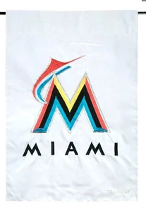 MLB Team Sports Miami Marlins APLIQUE Nailon Jardín Bandera 12.5” x 18” - Imagen 1 de 2