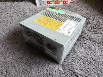 Bestec: 300-12E - REV: C2 - 300W - Power Supply Unit - Image 1 of 4